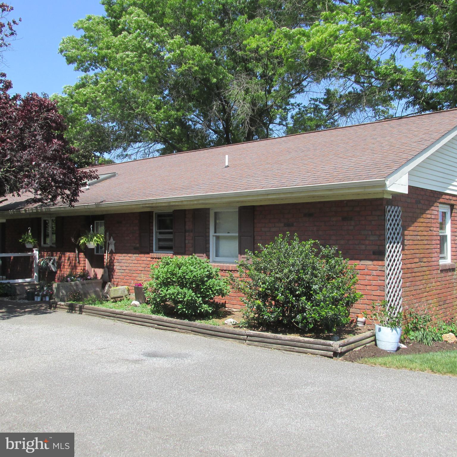 6086 Beaver Dam Road Narvon, PA 17555 - Photo 2 of 47 Rear View