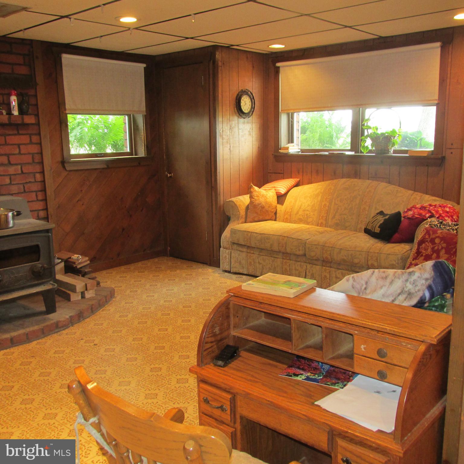 6086 Beaver Dam Road Narvon, PA 17555 - Photo 31 of 47 Family Room