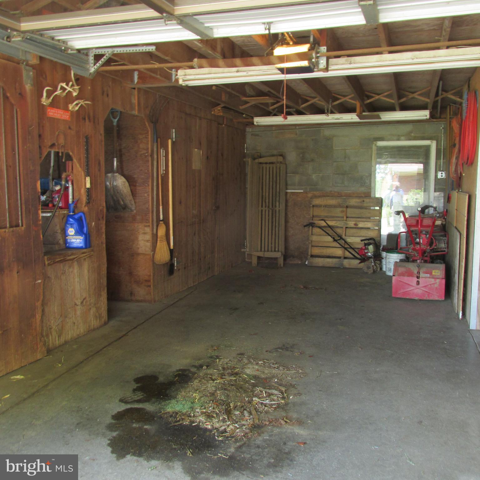 6086 Beaver Dam Road Narvon, PA 17555 - Photo 46 of 47 Center Garage w/Box Stall & Tack Room