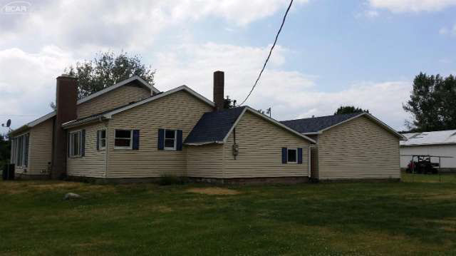 13933 Sharon Road Chesaning, MI 48616 - Photo 25 of 25 21177596-24.JPG