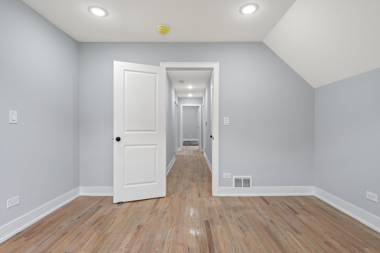 6616 South Normal Boulevard Chicago, IL 60621 - Photo 8 of 11