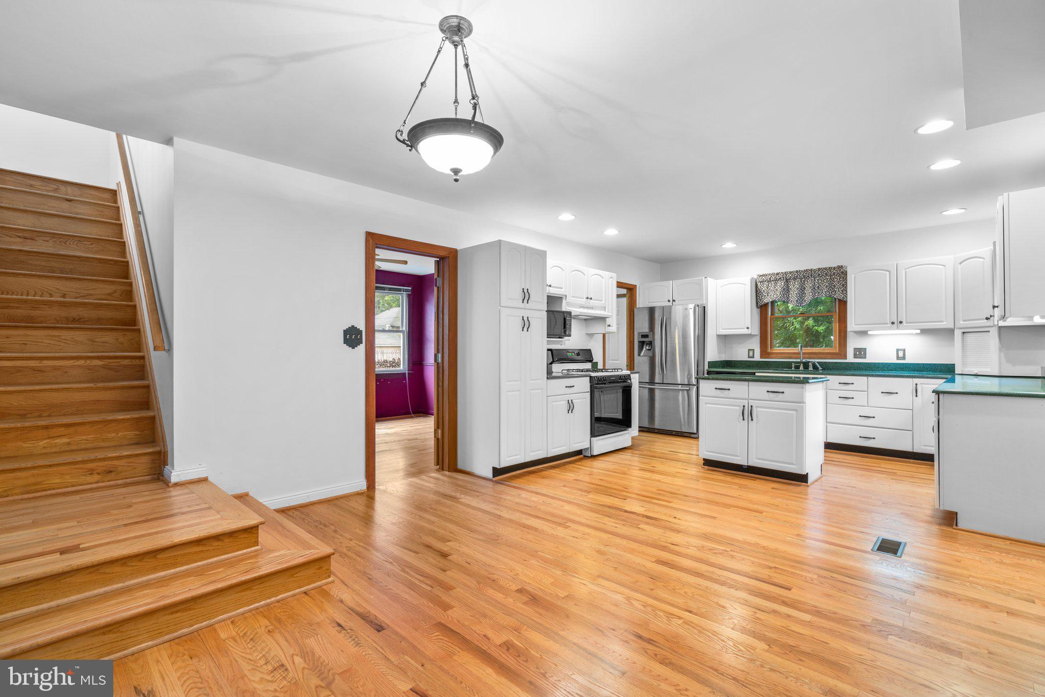 200 Hawthorne Road Linthicum Heights, MD 21090 - Photo 8 of 30