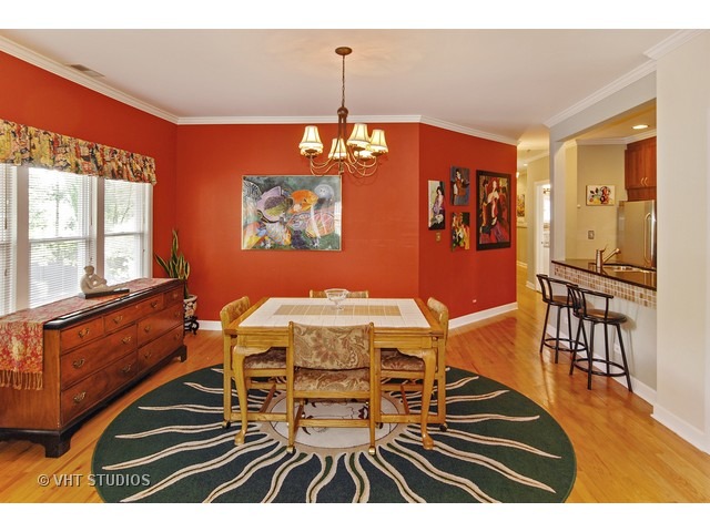 395 North Delaplaine Road, Unit 2E Riverside, IL 60546 - Photo 6 of 11