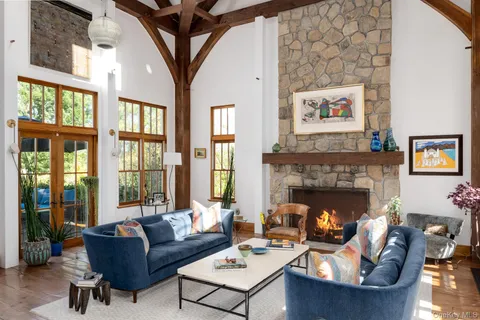 $4,200,000 | 11 Carriage House Road, Waccabuc, NY 10597