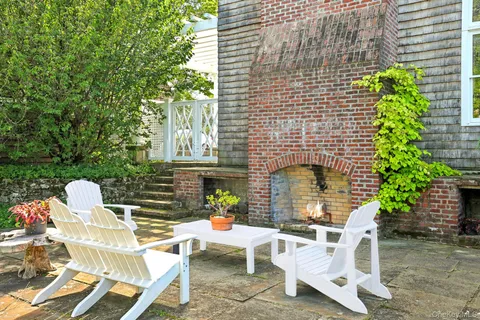 $4,200,000 | 11 Carriage House Road, Waccabuc, NY 10597