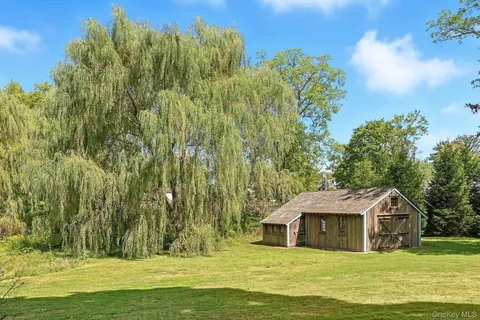 $4,200,000 | 11 Carriage House Road, Waccabuc, NY 10597