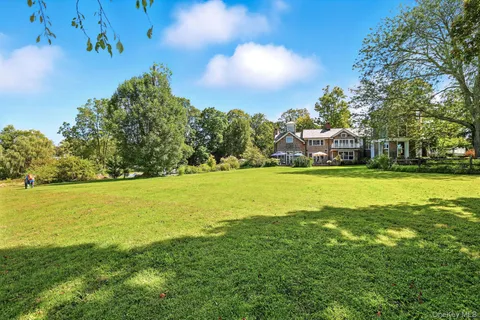 $4,200,000 | 11 Carriage House Road, Waccabuc, NY 10597