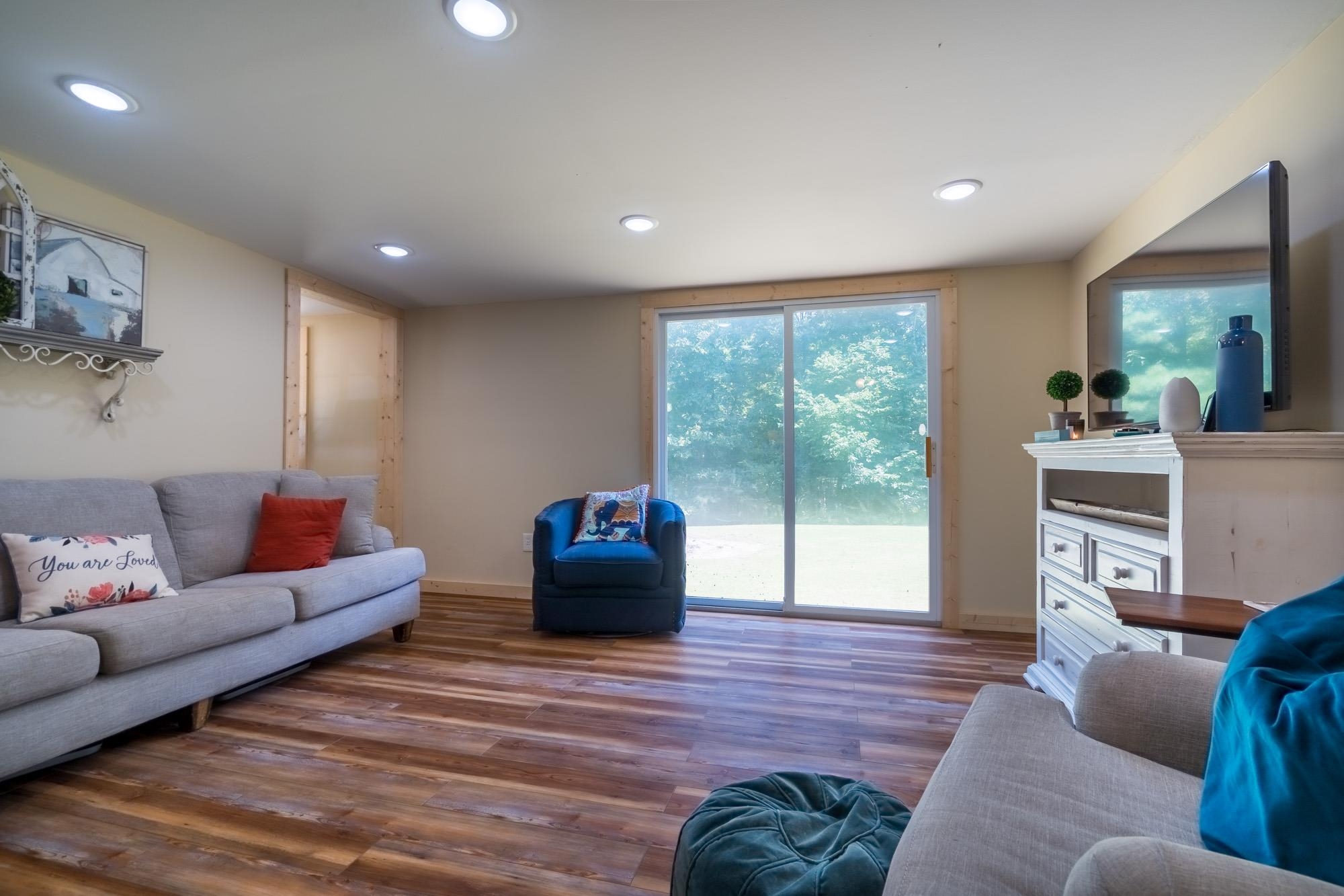 2484 Bryan Road Michigan City, MS 38647 - Photo 21 of 31 a living room with furniture and a large window