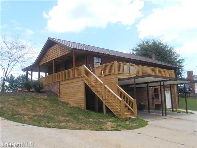 489 Bluemont Road Mount Airy, NC 27030 - Photo 2 of 9 Exterior Back.
