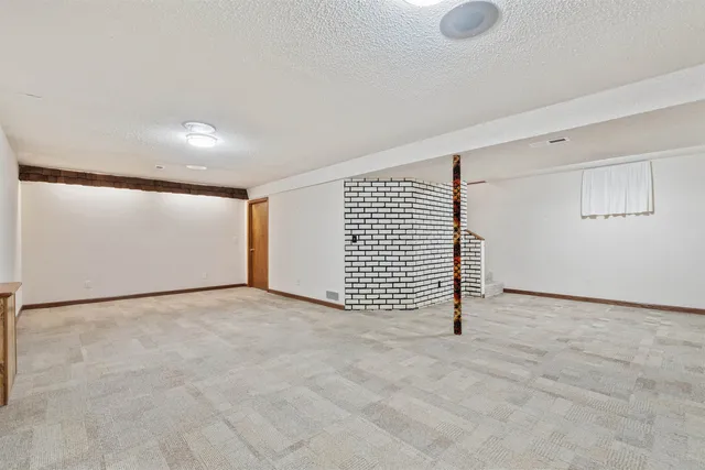 $224,000 | 8920 Badger Road, East Dubuque, IL 61025