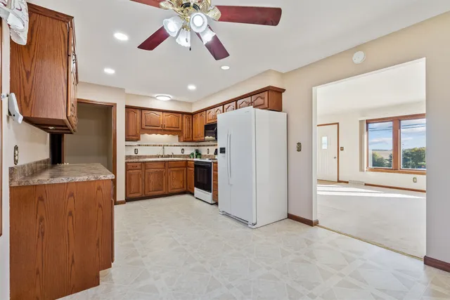 $224,000 | 8920 Badger Road, East Dubuque, IL 61025