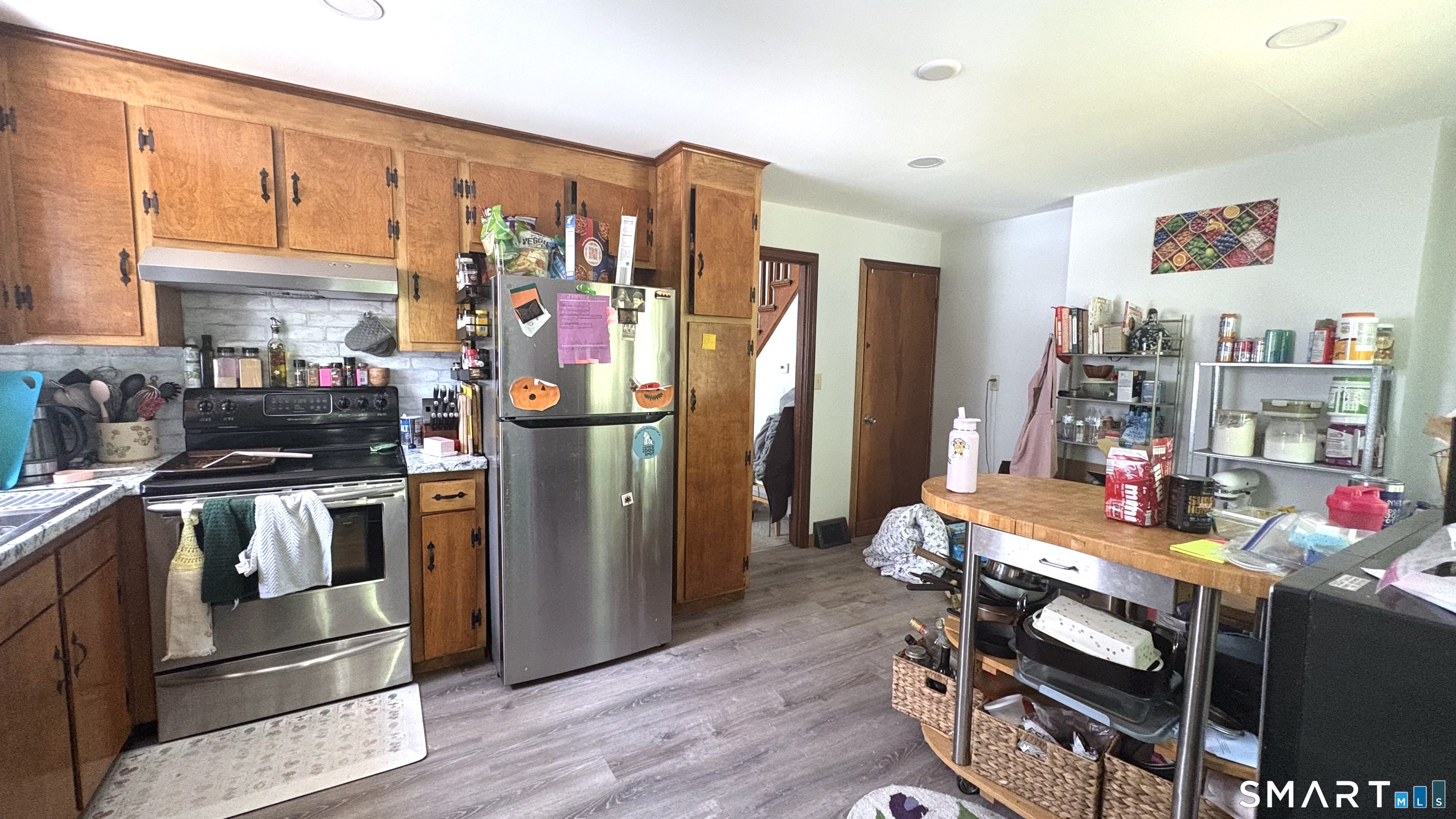 6 Lafayette Street Enfield, CT 06082 - Photo 6 of 39