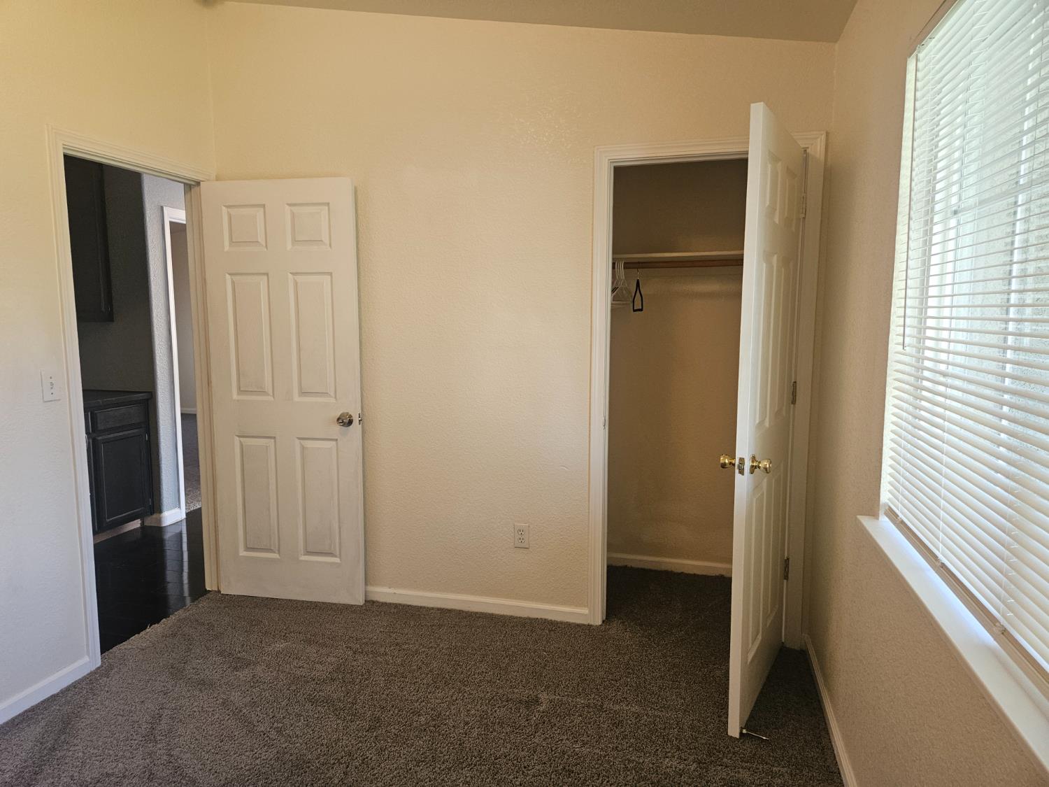 16172 West Botelho Avenue Kerman, CA 93630 - Photo 15 of 28