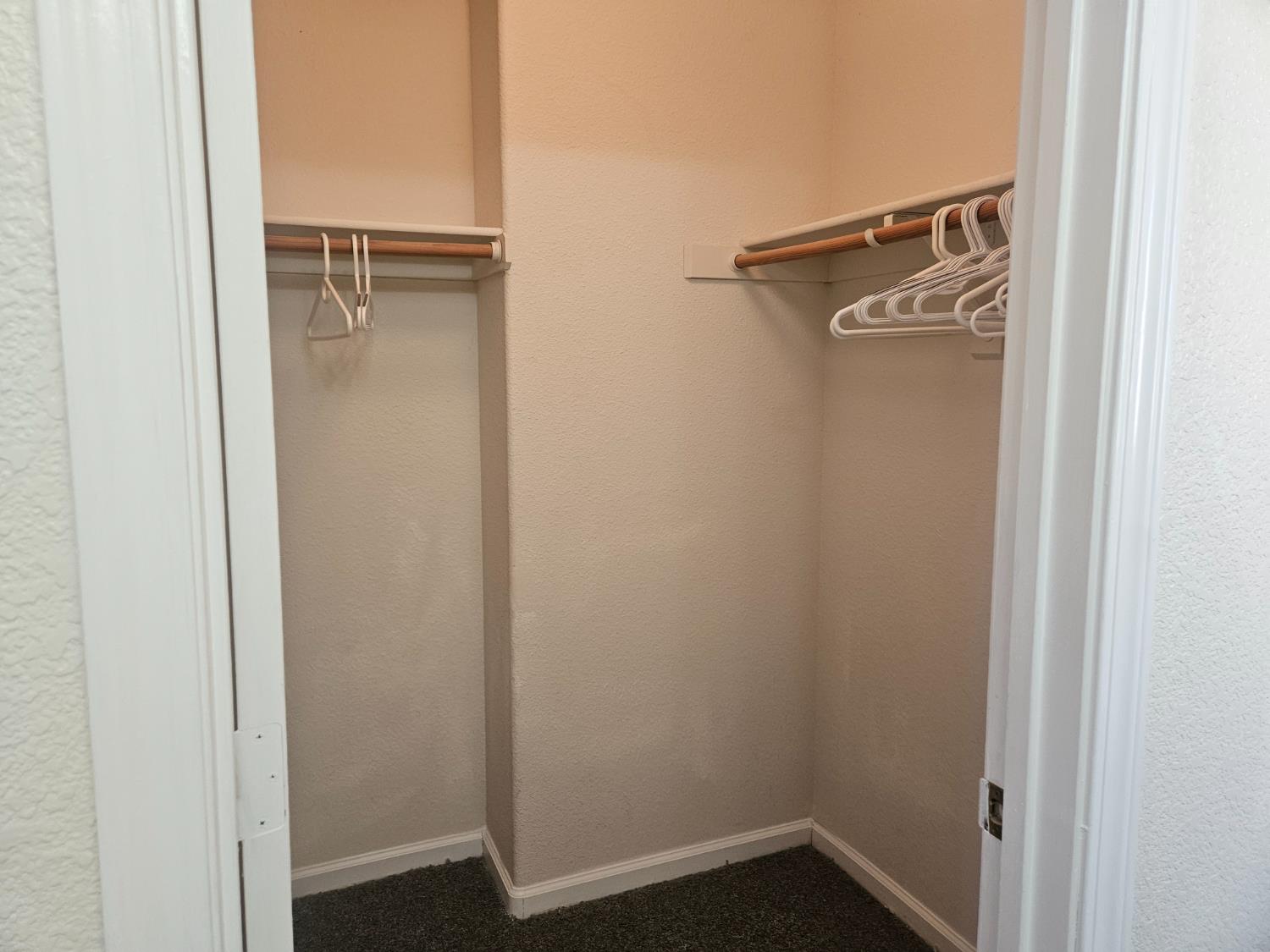 16172 West Botelho Avenue Kerman, CA 93630 - Photo 6 of 28