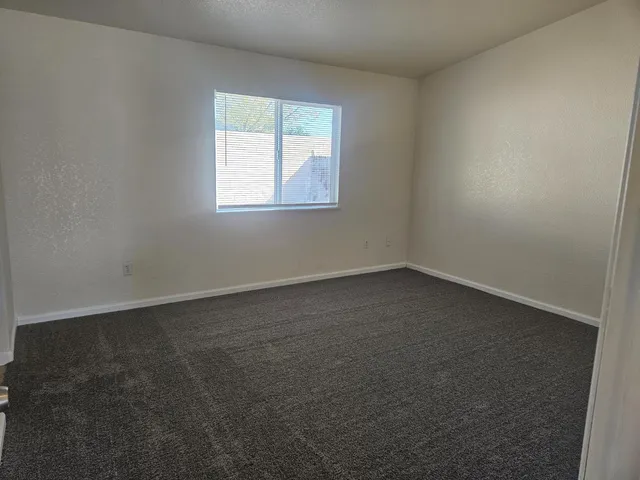 $2,200 | 16172 West Botelho Avenue, Kerman, CA 93630