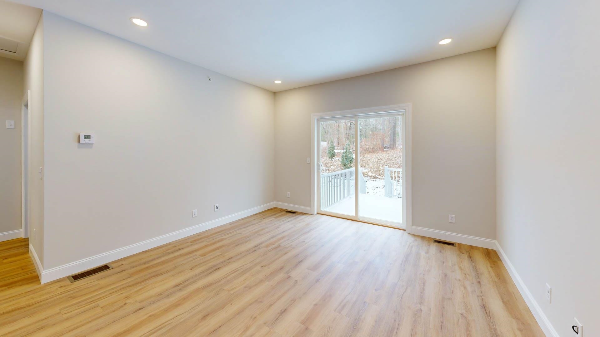 7 Martins Ferry Road, Unit C Hooksett, NH 03106 - Photo 8 of 15 Gallery Image 8