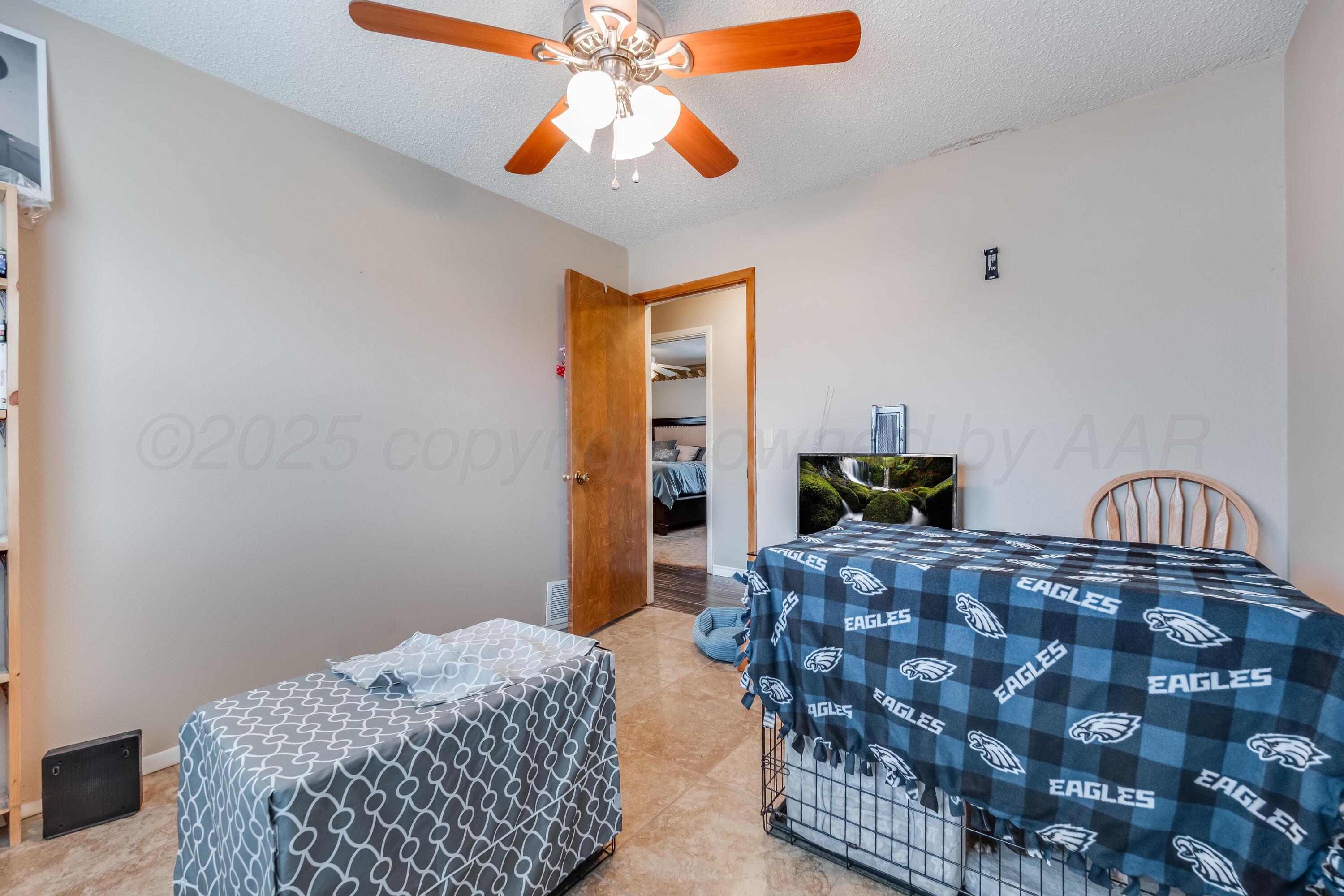 4819 South Rusk Street Amarillo, TX 79110 - Photo 20 of 31 Bedroom 3 - 2