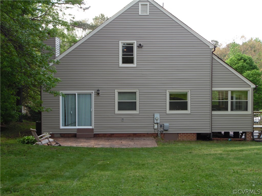 7343 Drexelbrook Road Chesterfield, VA 23832 - Photo 2 of 15 Huge rear lot and concrete patio for entertaining