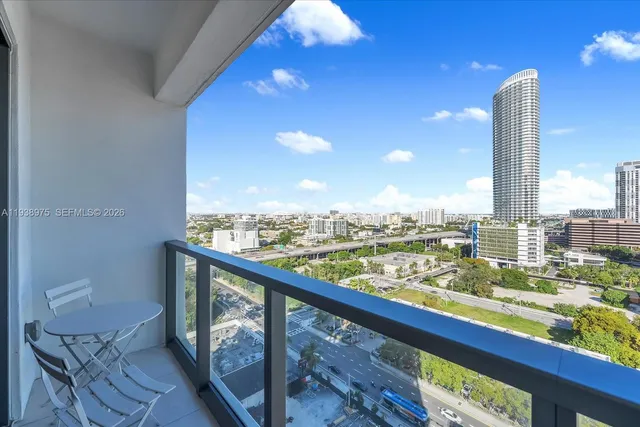 a picture of city view