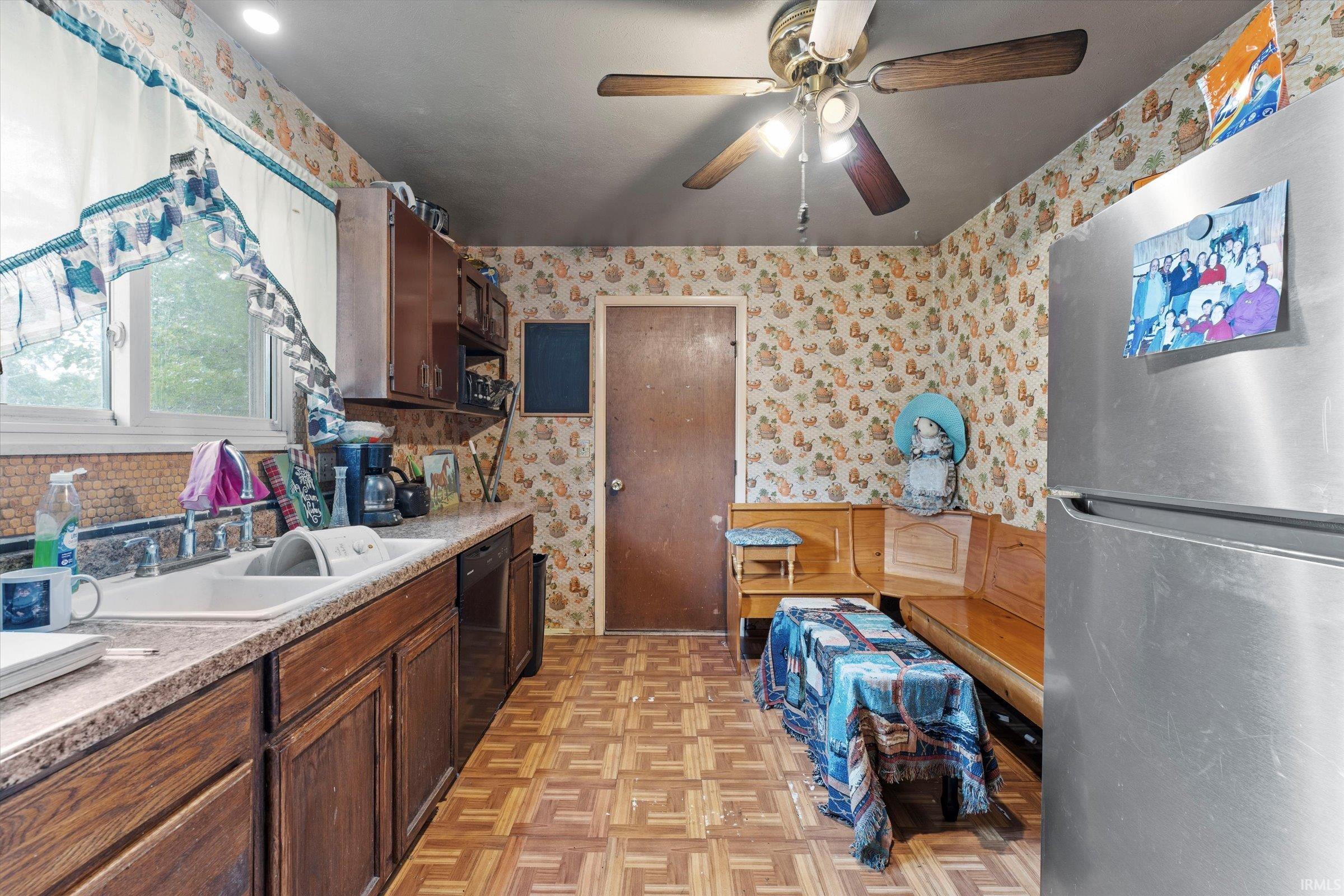 2718 Hampton Road Mishawaka, IN 46544 - Photo 5 of 35 Gallery Image 5