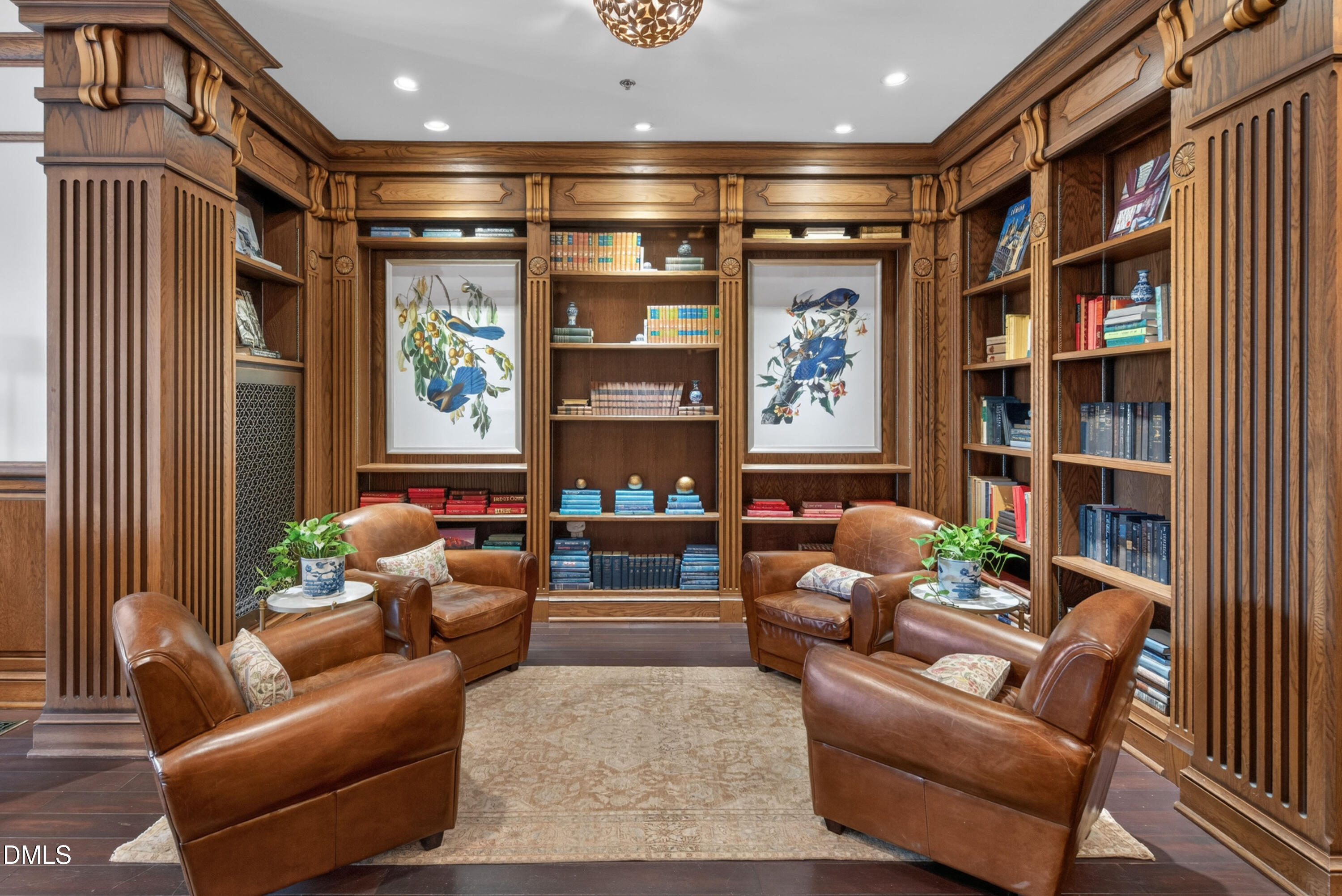 710 Independence Place, Unit 104 Raleigh, NC 27603 - Photo 25 of 34 Lobby - Sitting Area