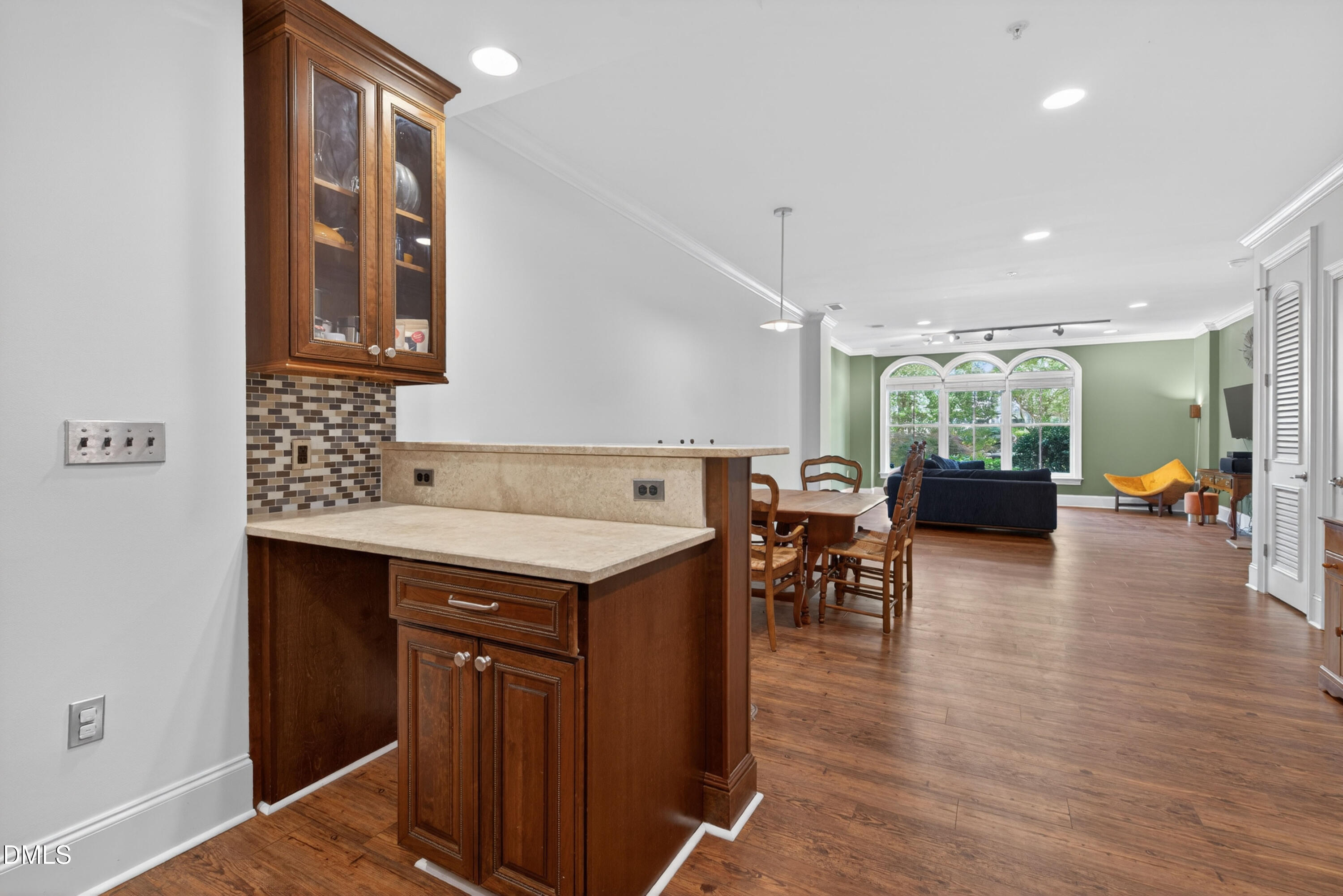 710 Independence Place, Unit 104 Raleigh, NC 27603 - Photo 10 of 34 Kitchen