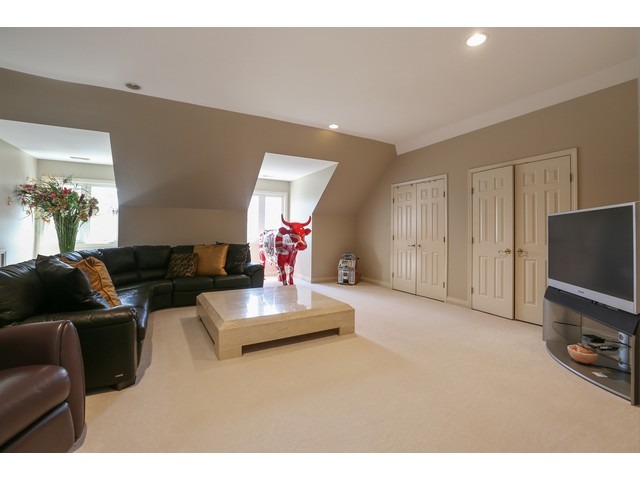 11 Clubside Court Burr Ridge, IL 60527 - Photo 16 of 25