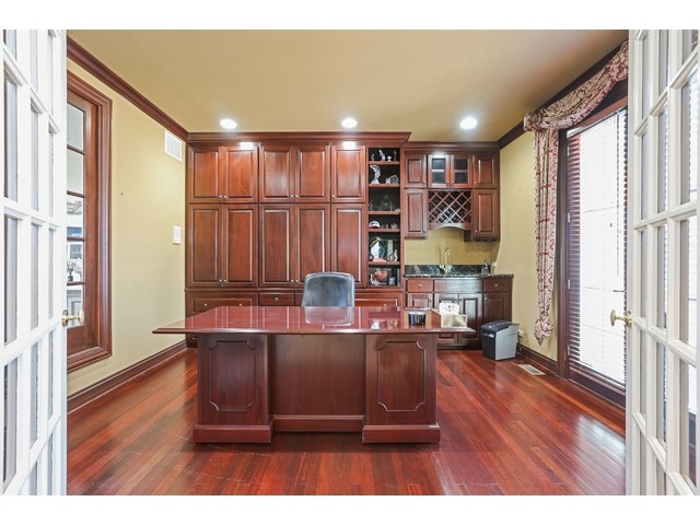 11 Clubside Court Burr Ridge, IL 60527 - Photo 9 of 25