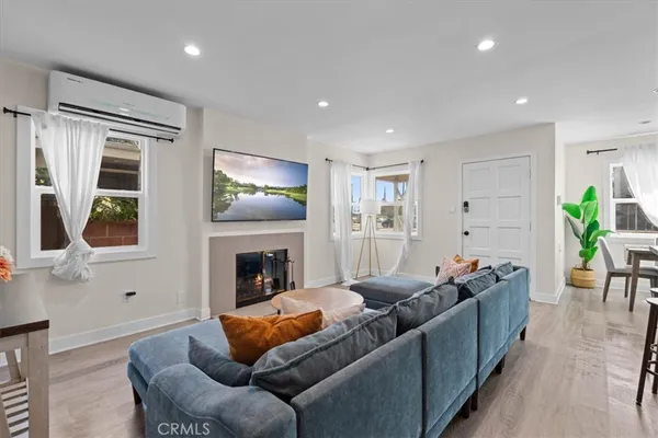 $1,735,000 | 5829 2nd Street, Long Beach, CA 90803