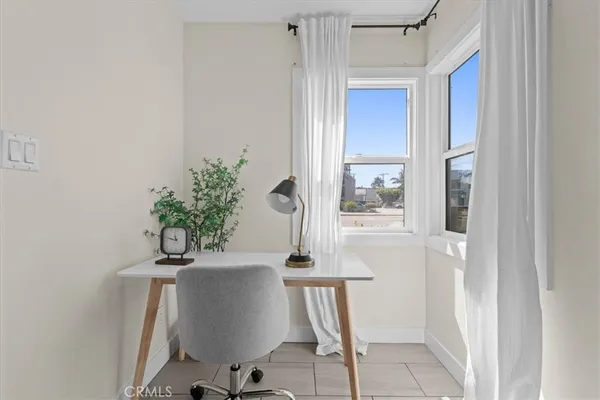 $1,735,000 | 5829 2nd Street, Long Beach, CA 90803