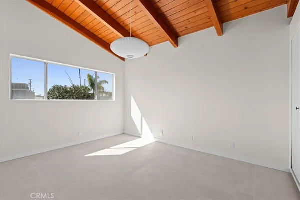 $1,735,000 | 5829 2nd Street, Long Beach, CA 90803