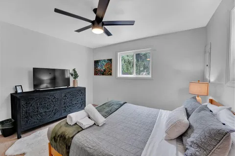 $349,900 | 1066 Knollwood Drive, Tobyhanna, PA 18466