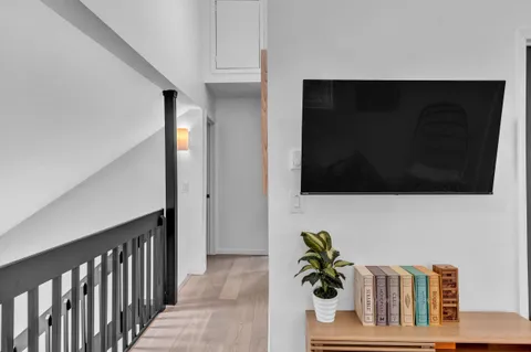 $349,900 | 1066 Knollwood Drive, Tobyhanna, PA 18466