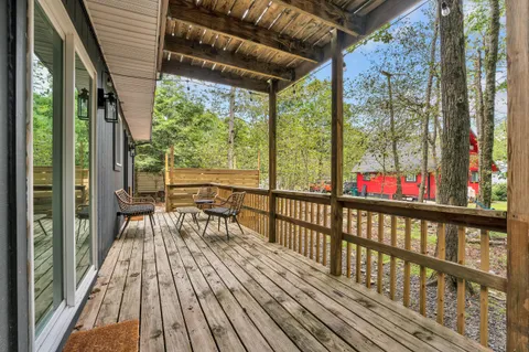 $349,900 | 1066 Knollwood Drive, Tobyhanna, PA 18466