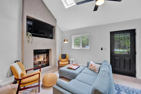 $349,900 | 1066 Knollwood Drive, Tobyhanna, PA 18466