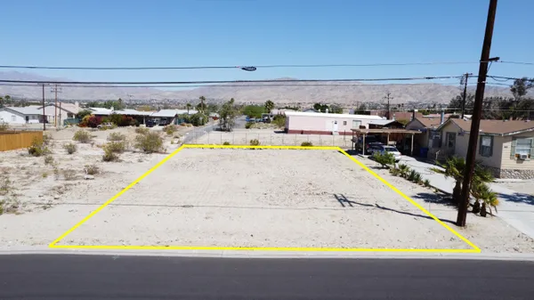 $59,000 | 15500 Bubbling Wells Road, Desert Hot Springs, CA 92240