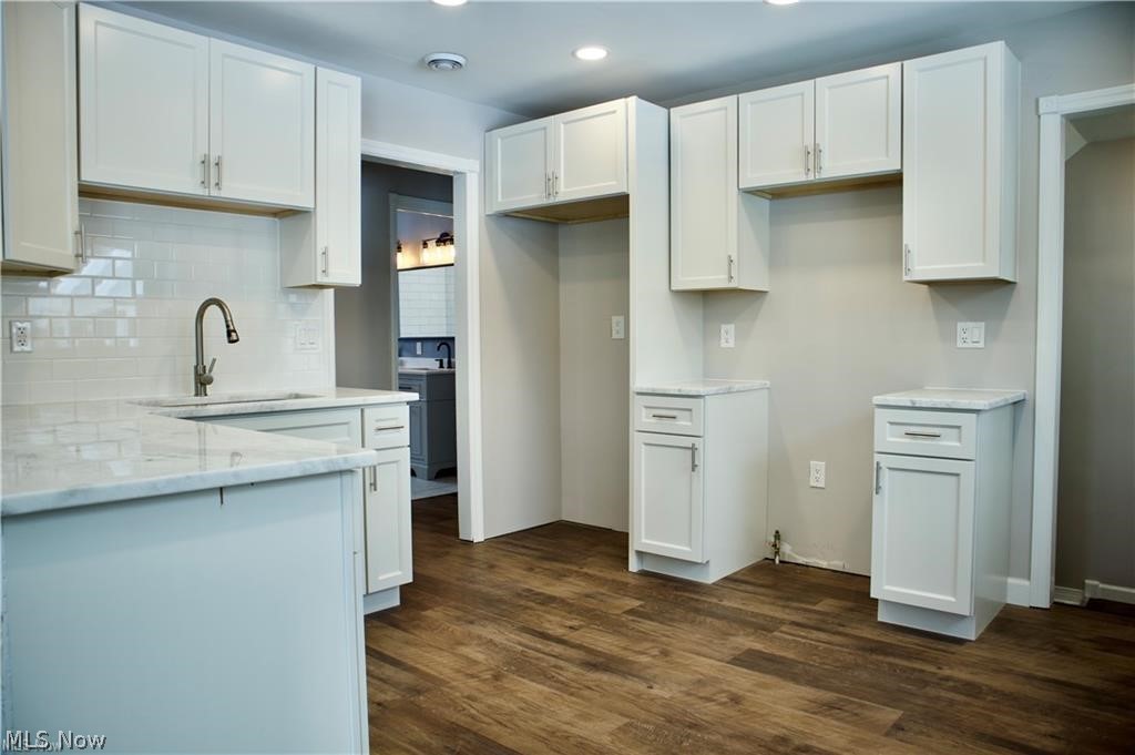 4553 Harris Road Broadview Heights, OH 44147 - Photo 3 of 21 Gallery Image 3