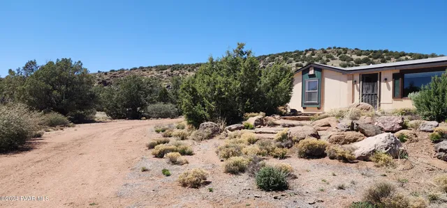 $550,000 | 21095 McKenzie Drive, Kingman, AZ 86401
