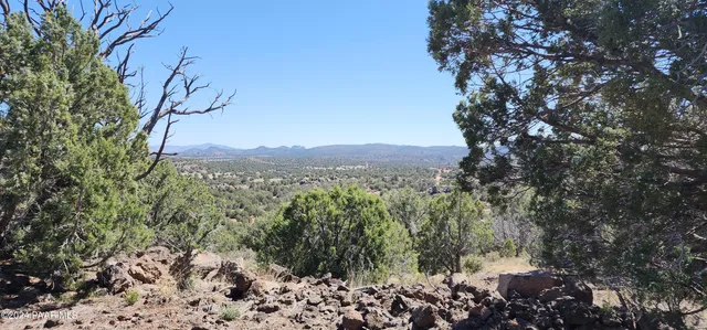 $550,000 | 21095 McKenzie Drive, Kingman, AZ 86401