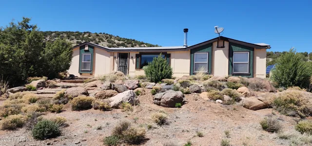 $550,000 | 21095 McKenzie Drive, Kingman, AZ 86401
