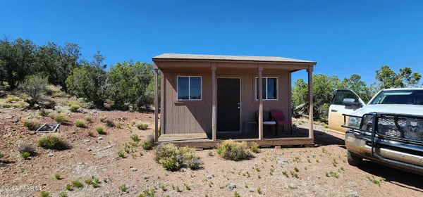$550,000 | 21095 McKenzie Drive, Kingman, AZ 86401