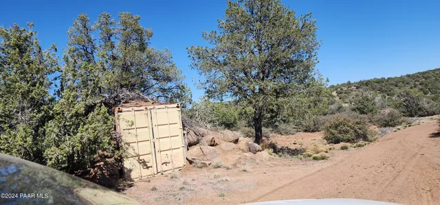 $550,000 | 21095 McKenzie Drive, Kingman, AZ 86401