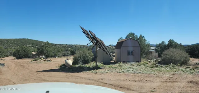 $550,000 | 21095 McKenzie Drive, Kingman, AZ 86401