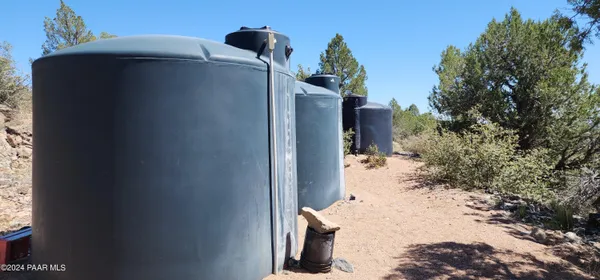 $550,000 | 21095 McKenzie Drive, Kingman, AZ 86401