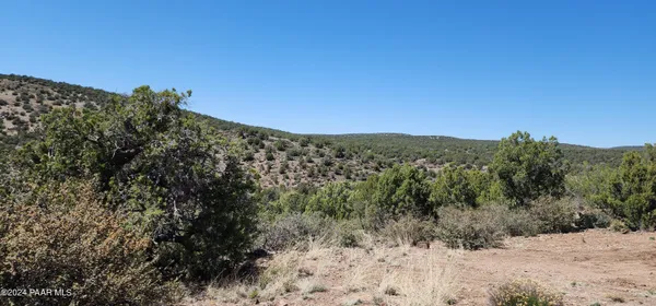 $550,000 | 21095 McKenzie Drive, Kingman, AZ 86401