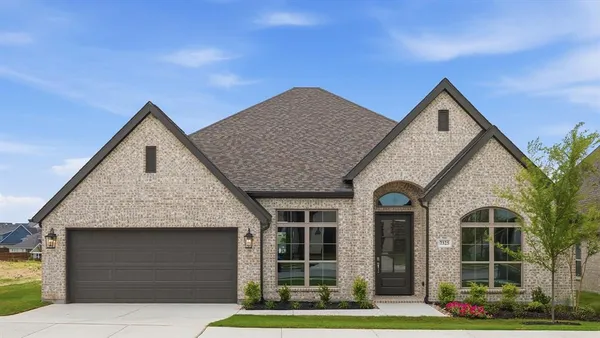 $675,900 | 7325 Wayward Wind Drive, Fort Worth, TX 76179