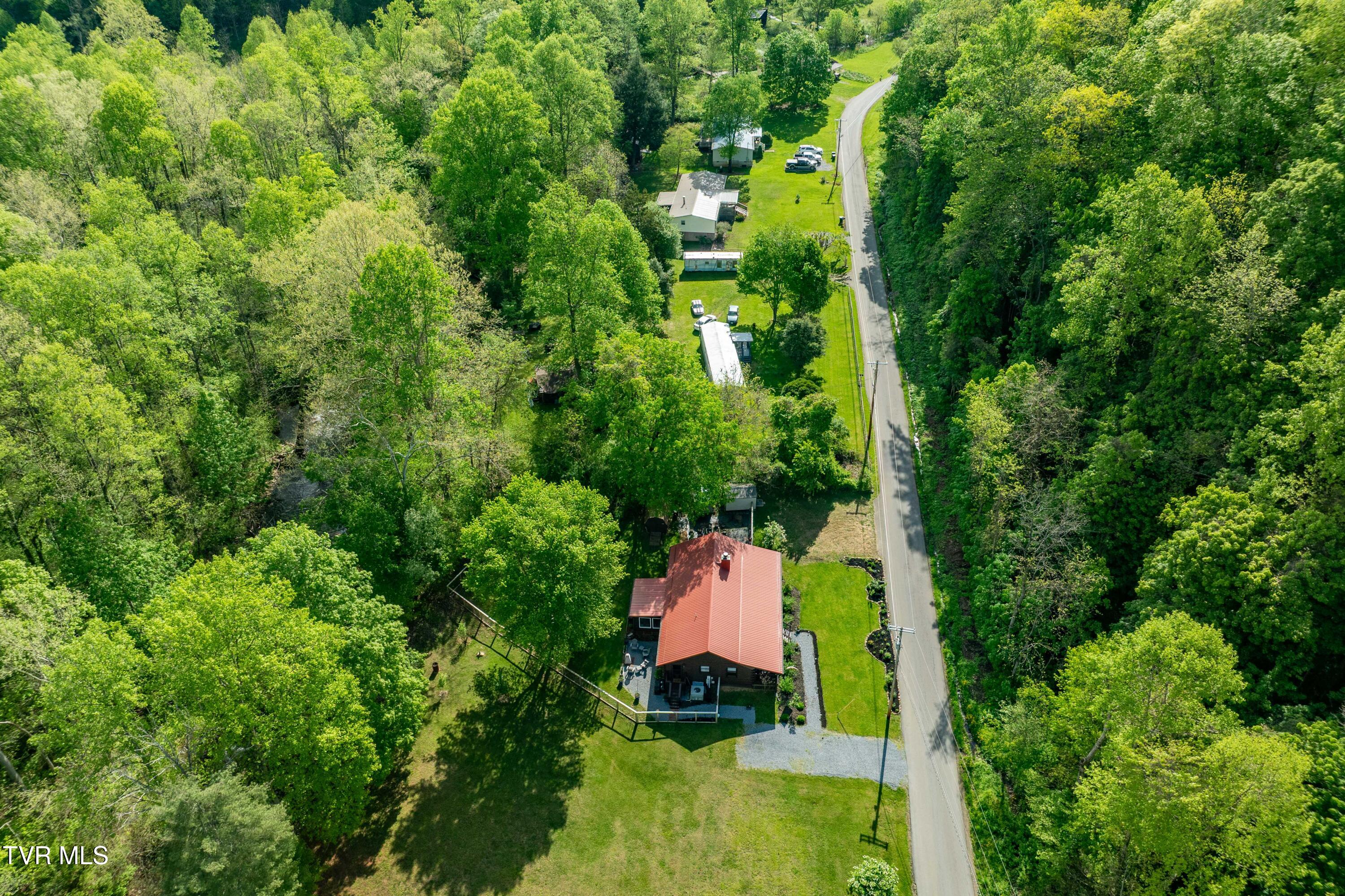 135 Grindstaff Hollow Road Elizabethton, TN 37643 - Photo 88 of 116 135 Grindstaff Hollow (13 of 82)