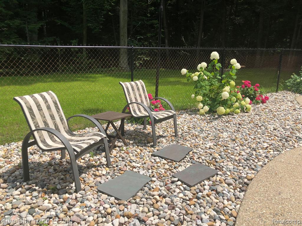 18940 North Fruitport Road Spring Lake, MI 49456 - Photo 45 of 50