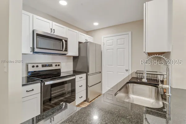 $210,000 | 100 Kensington Boulevard, Unit 1013, Bluffton, SC 29910