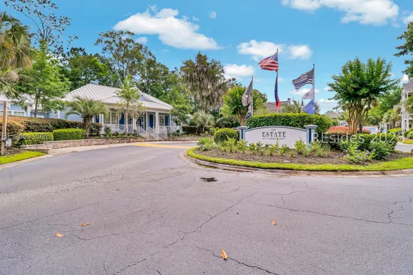 $210,000 | 100 Kensington Boulevard, Unit 1013, Bluffton, SC 29910